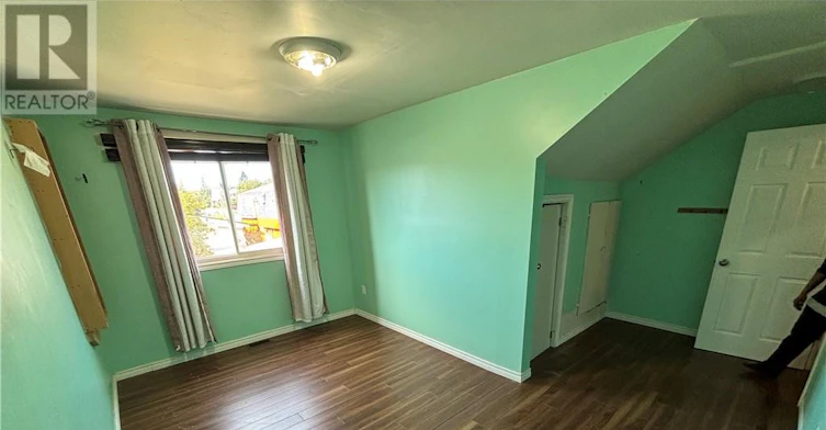 Upper-7 Second Avenue, Greater Sudbury, ON, P0M 1M0 - 10