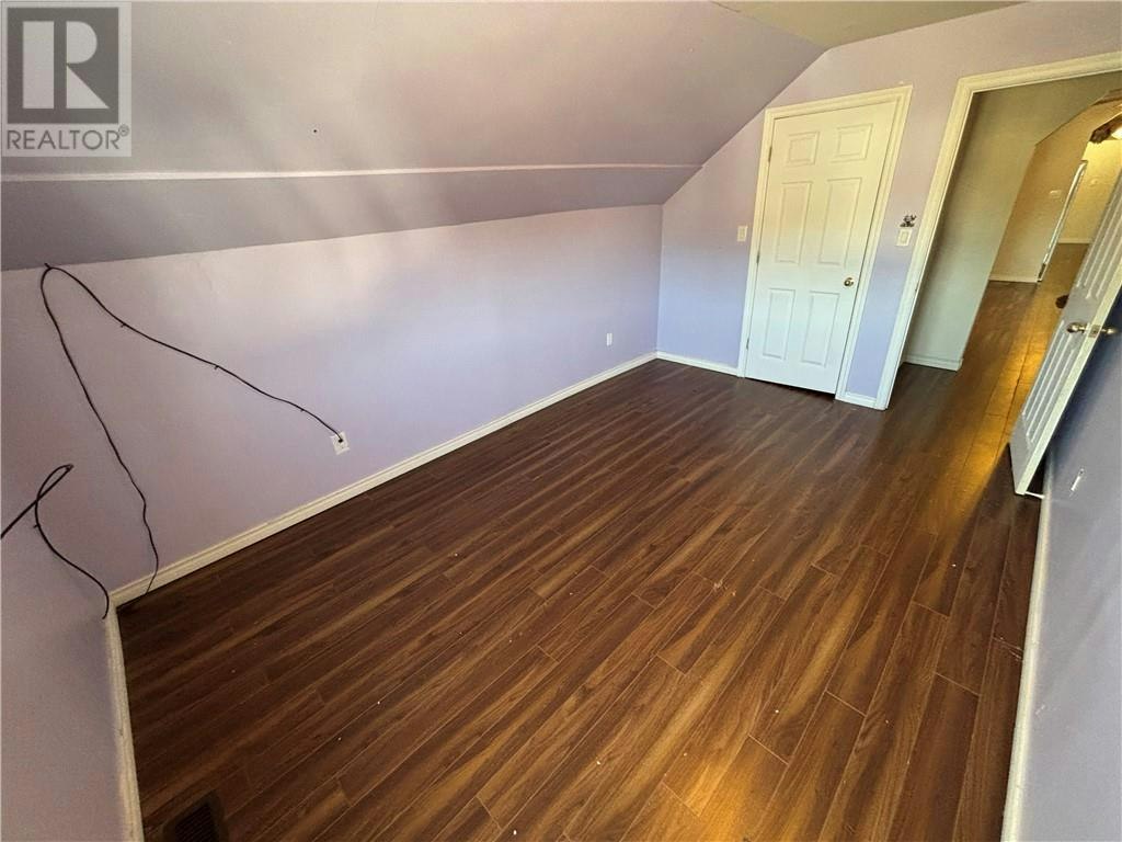 Upper-7 Second Avenue, Greater Sudbury, ON, P0M 1M0 - 13