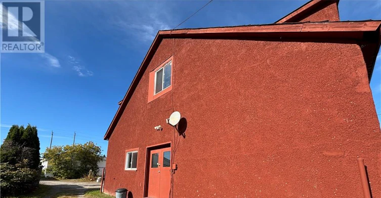 Upper-7 Second Avenue, Greater Sudbury, ON, P0M 1M0 - 2