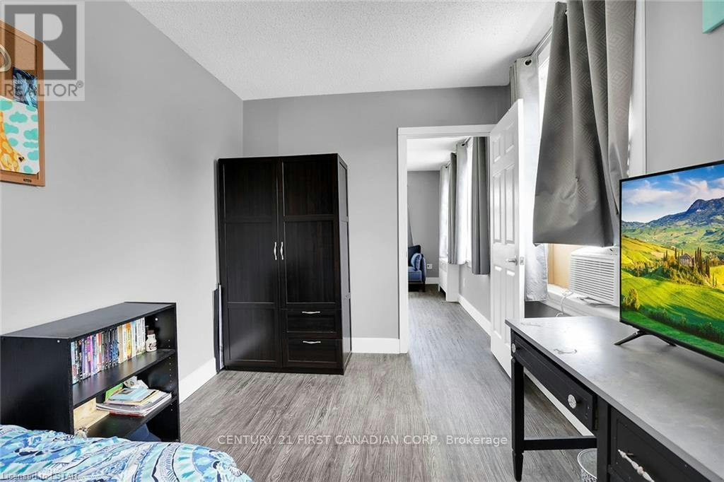 213 Wellington Street, London, ON, N6B 2L2 - 10