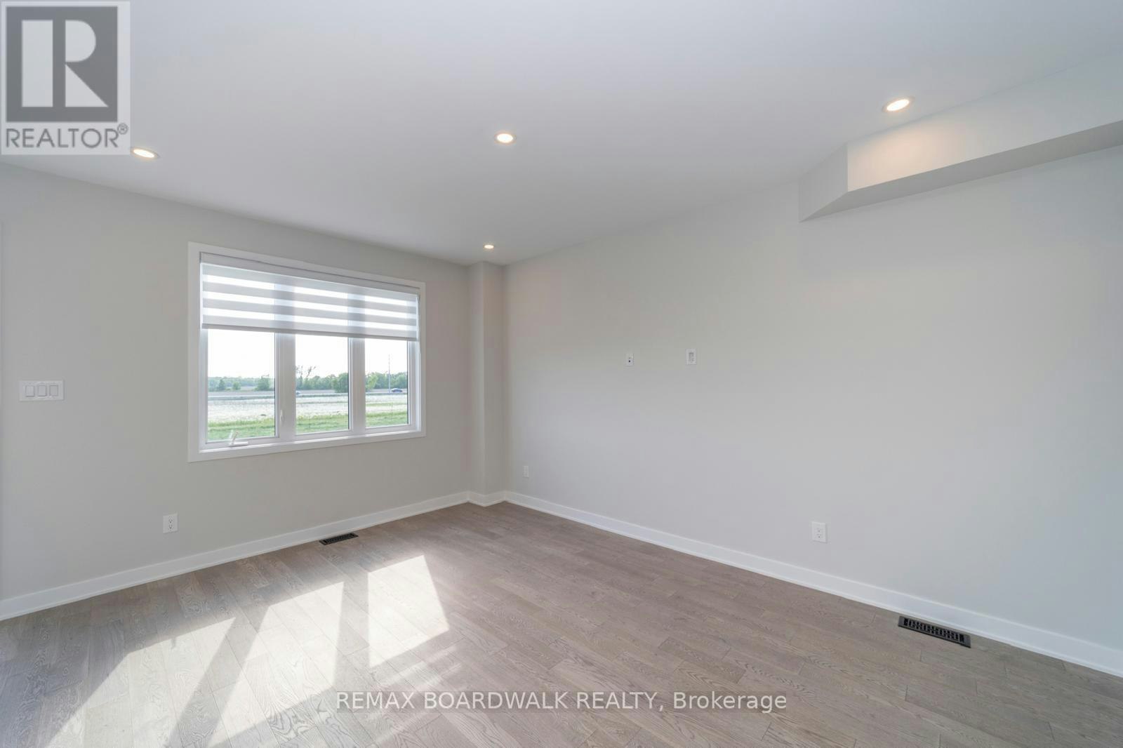 128 Main Halyard Lane, Ottawa, ON, K2J 7B6 - 11