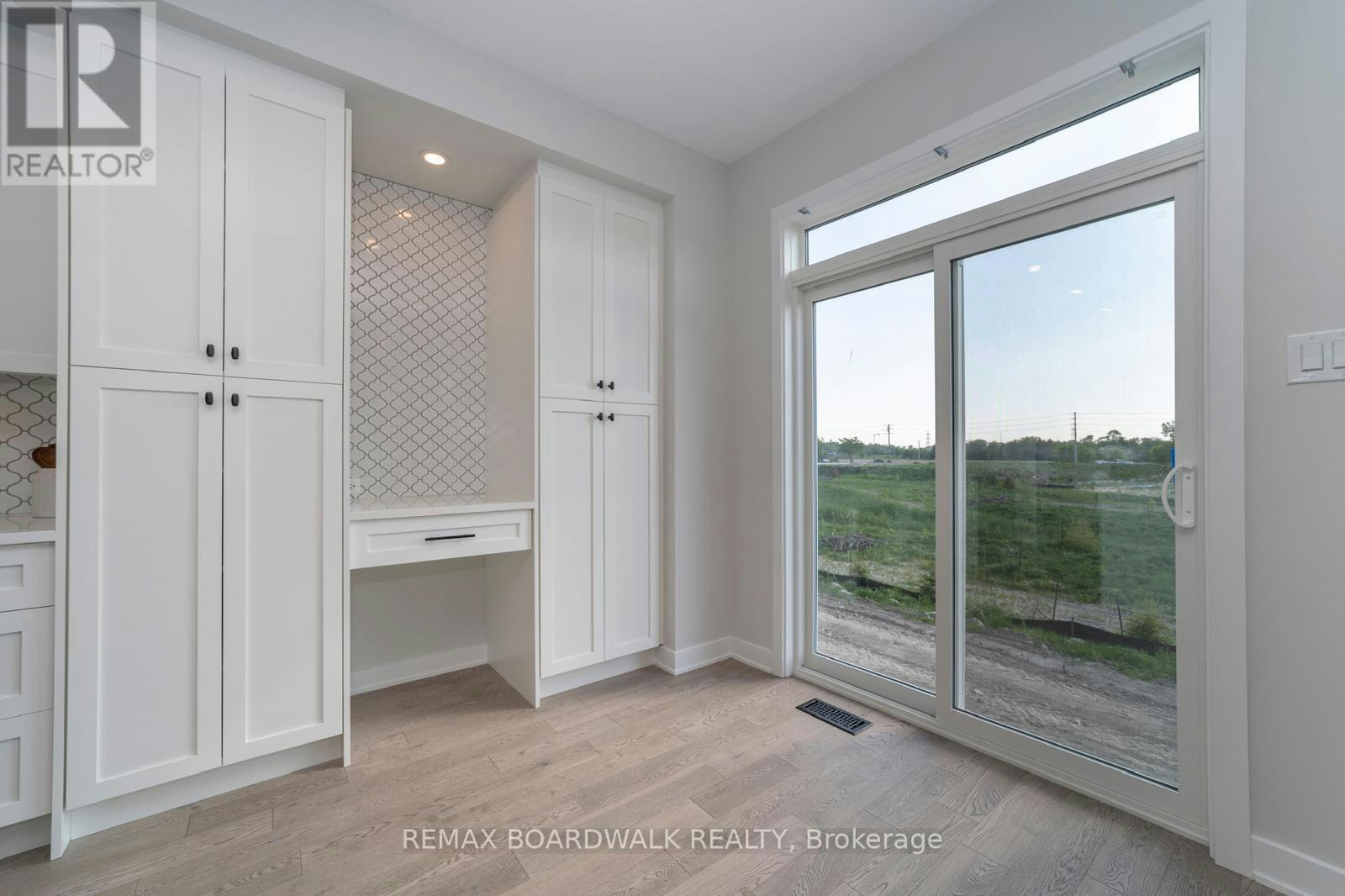 128 Main Halyard Lane, Ottawa, ON, K2J 7B6 - 9