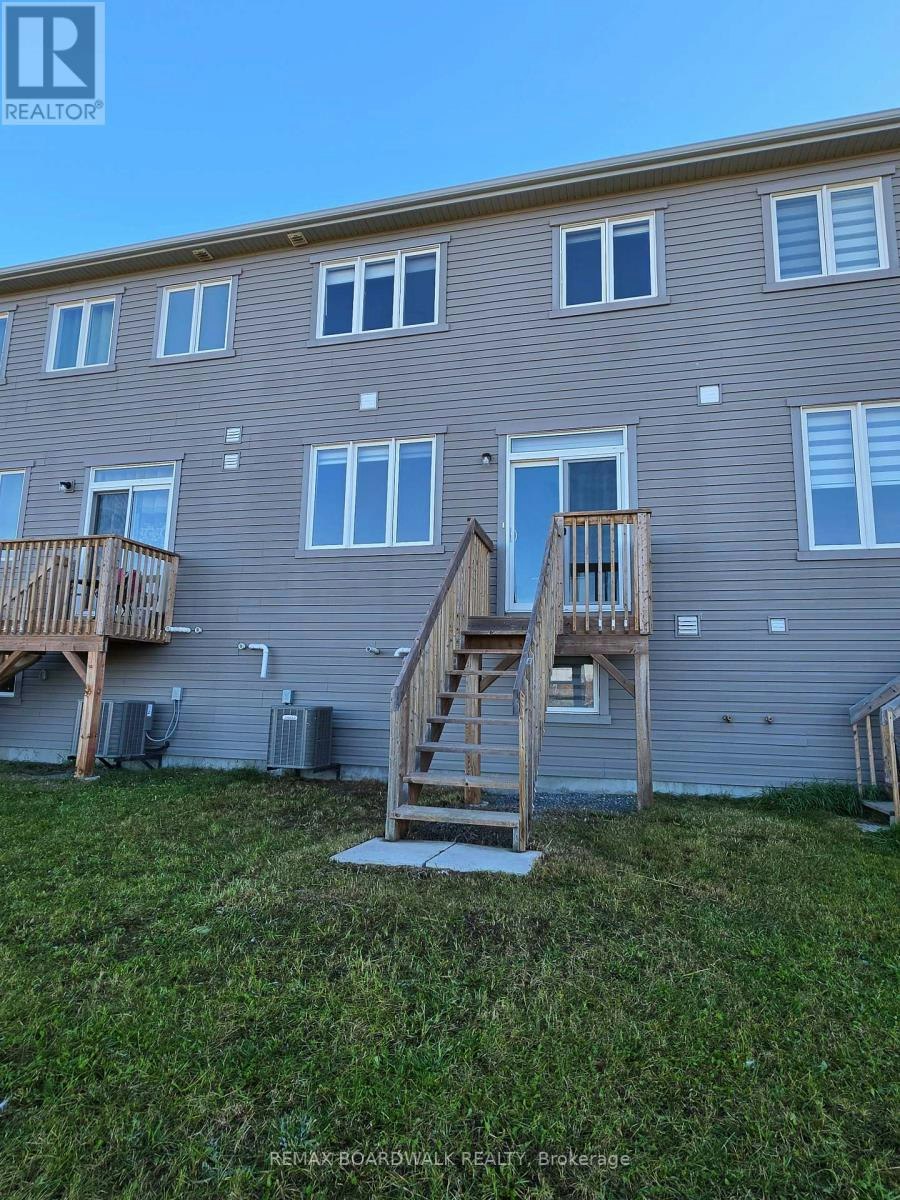 128 Main Halyard Lane, Ottawa, ON, K2J 7B6 - 34