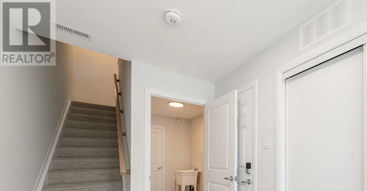 657 Moonglade Crescent, Ottawa, ON, K2J 7N2 - 5