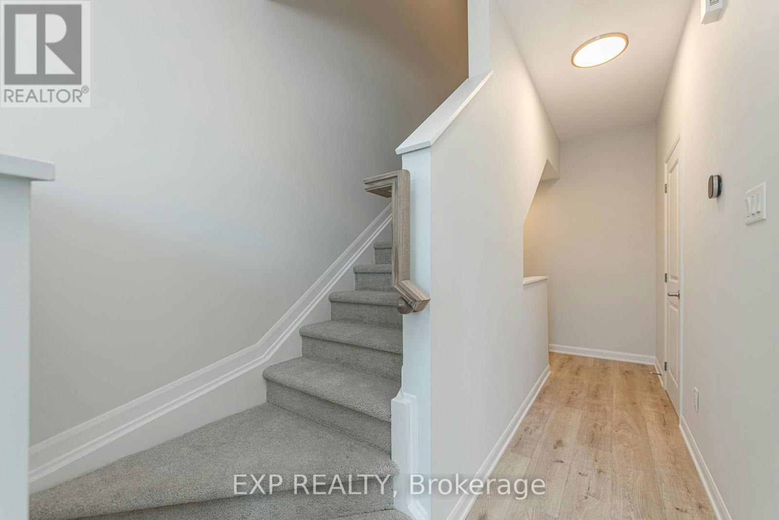 657 Moonglade Crescent, Ottawa, ON, K2J 7N2 - 12