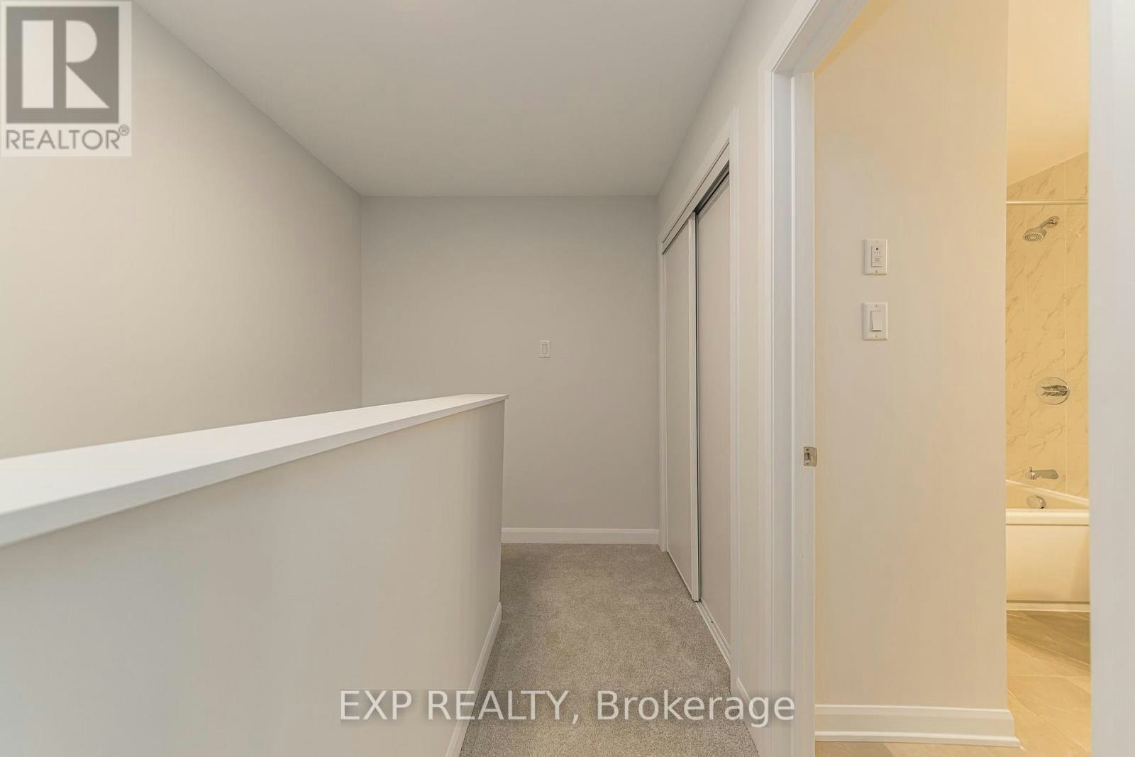 657 Moonglade Crescent, Ottawa, ON, K2J 7N2 - 14