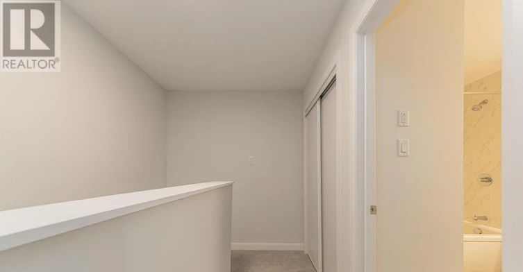 657 Moonglade Crescent, Ottawa, ON, K2J 7N2 - 14