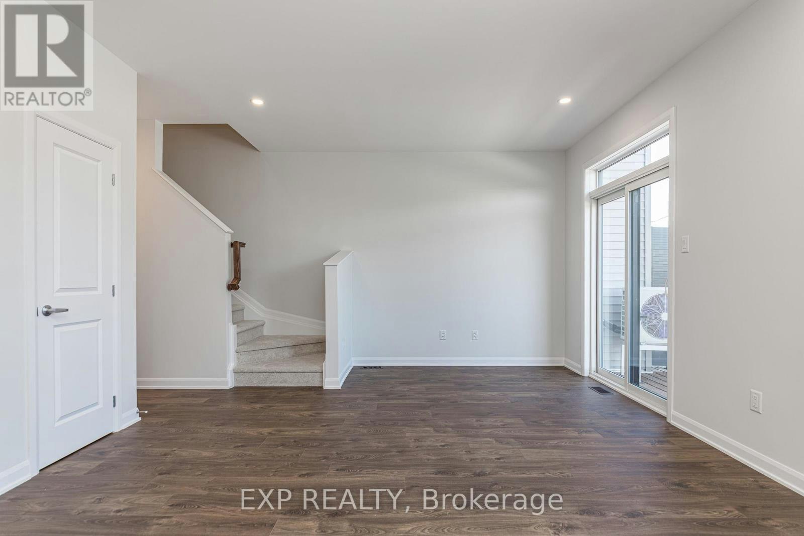 659 Moonglade Crescent, Ottawa, ON, K2J 7N2 - 12