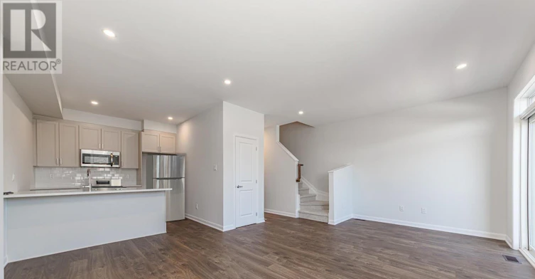 659 Moonglade Crescent, Ottawa, ON, K2J 7N2 - 6