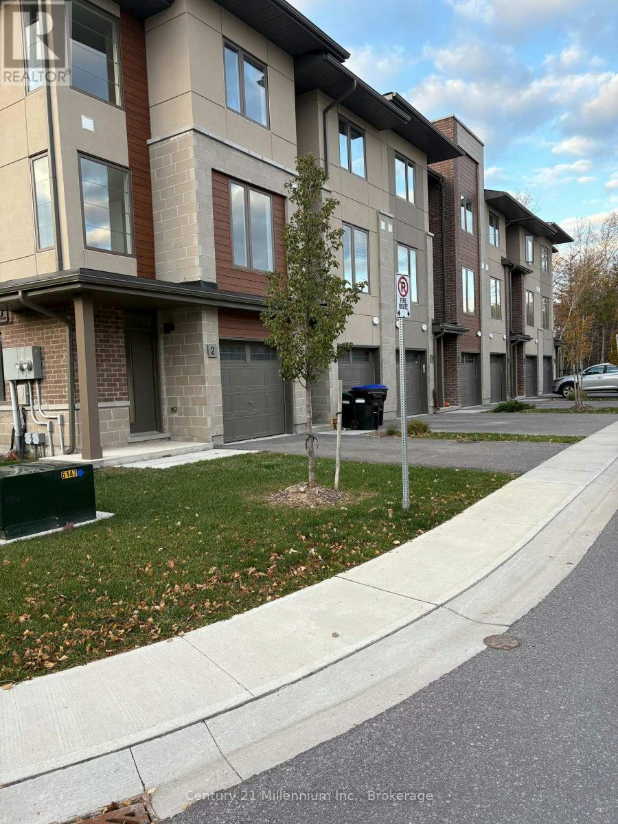 12 Winters Crescent, Collingwood, ON, L9Y 5T1 - 2