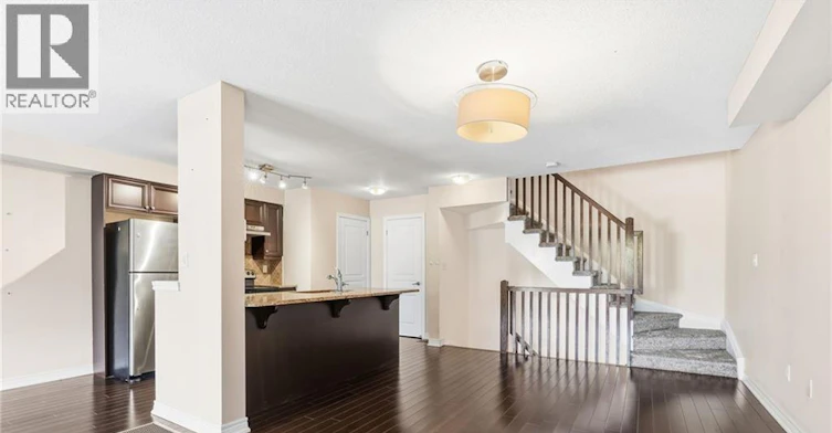 10-362 Plains Road E, Burlington, ON, L7T 0A4 - 10