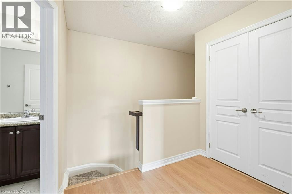 10-362 Plains Road E, Burlington, ON, L7T 0A4 - 20
