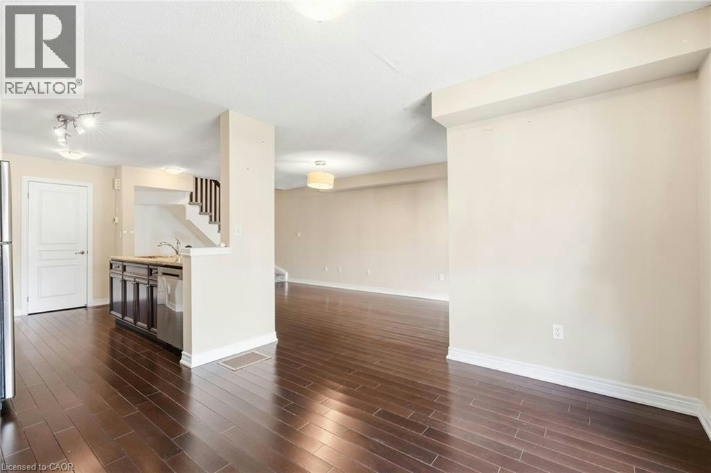 10-362 Plains Road E, Burlington, ON, L7T 0A4 - 13