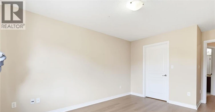 10-362 Plains Road E, Burlington, ON, L7T 0A4 - 22