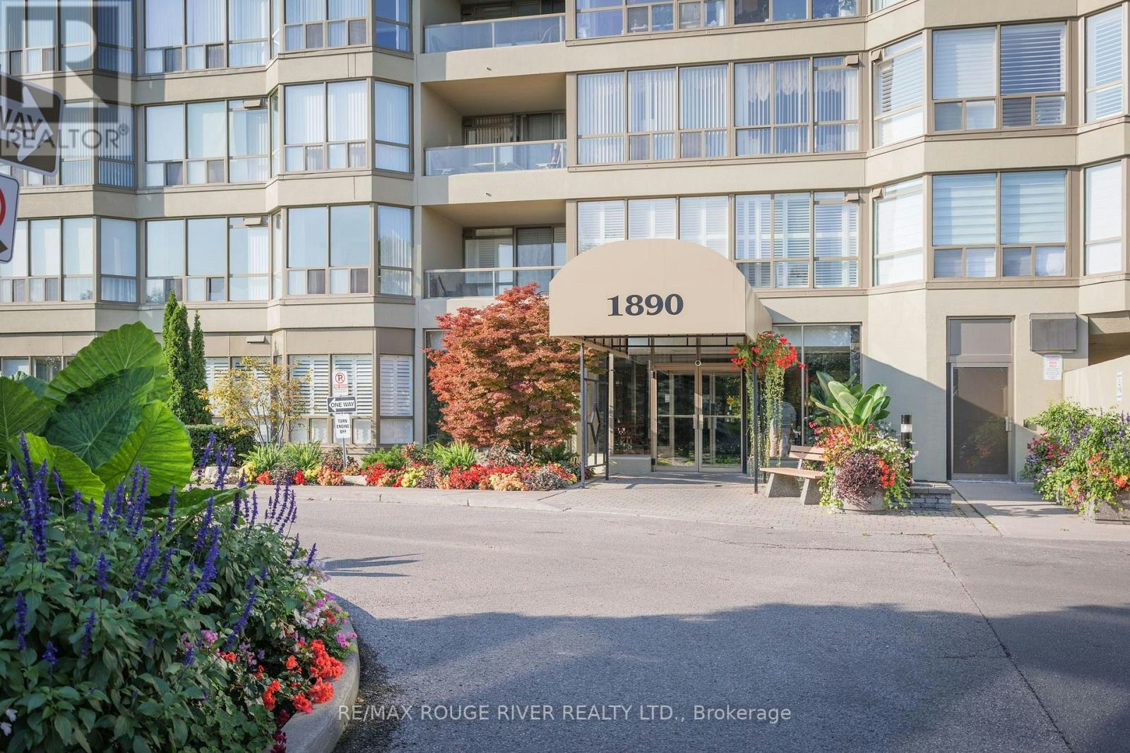 104-1890 Valley Farm Road, Pickering, ON, L1V 6B4