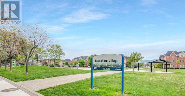 1005-4 Elsinore Path, Toronto, ON, M8V 4G7 - 30