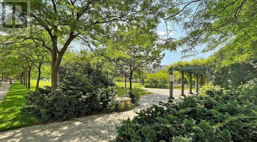 1005-4 Elsinore Path, Toronto, ON, M8V 4G7 - 32