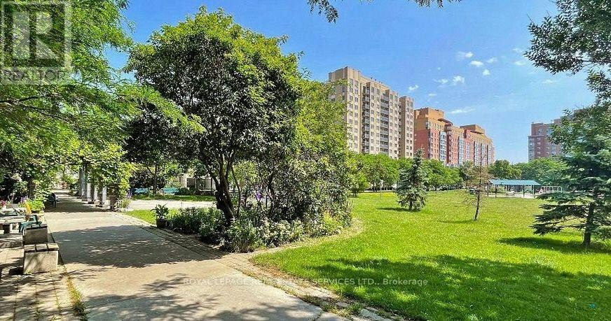 1005-4 Elsinore Path, Toronto, ON, M8V 4G7 - 31