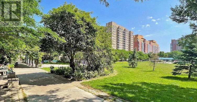 1005-4 Elsinore Path, Toronto, ON, M8V 4G7 - 31