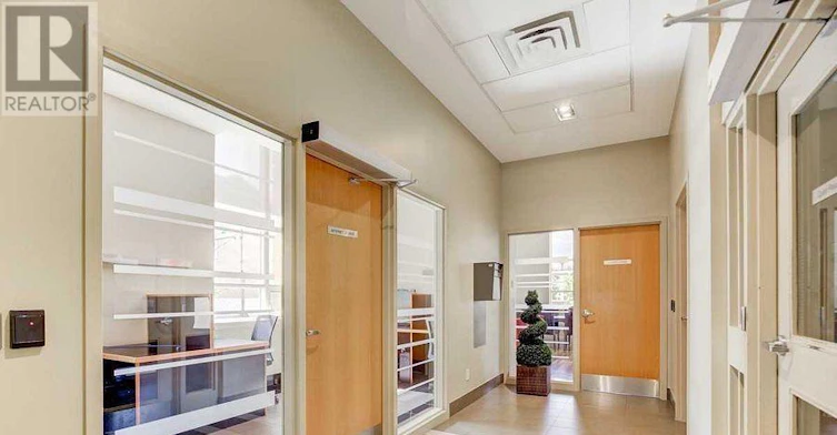1005-4 Elsinore Path, Toronto, ON, M8V 4G7 - 27