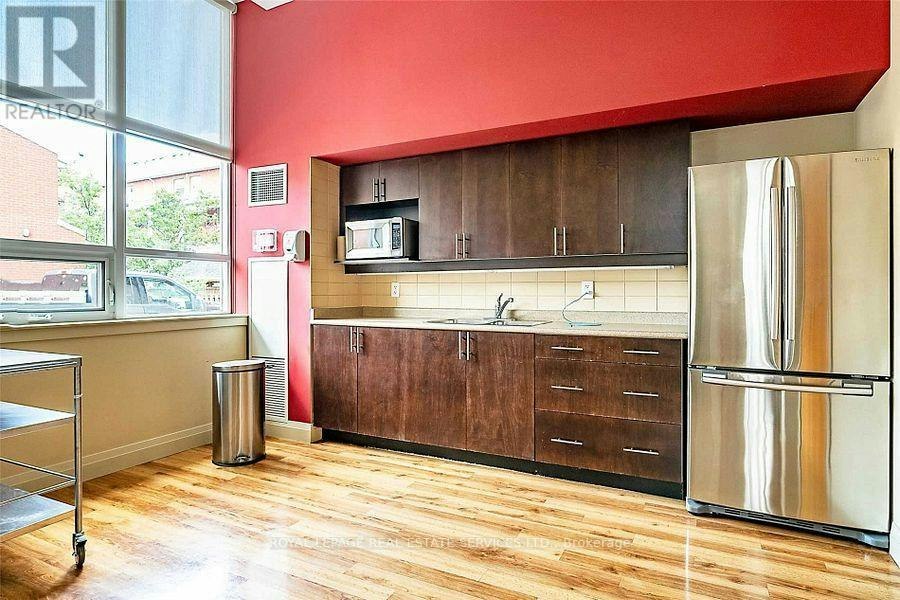 1005-4 Elsinore Path, Toronto, ON, M8V 4G7 - 26