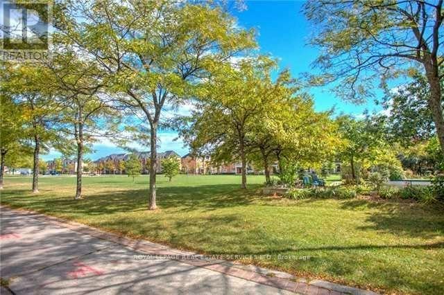 1005-4 Elsinore Path, Toronto, ON, M8V 4G7 - 36