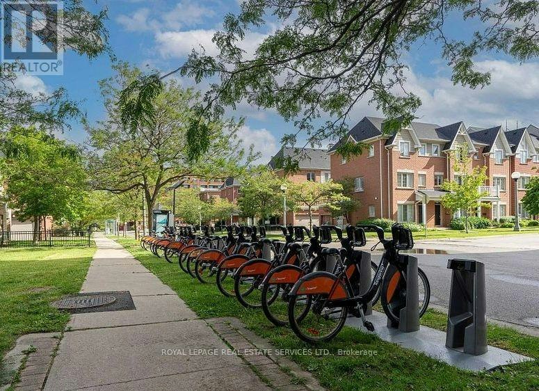 1005-4 Elsinore Path, Toronto, ON, M8V 4G7 - 29