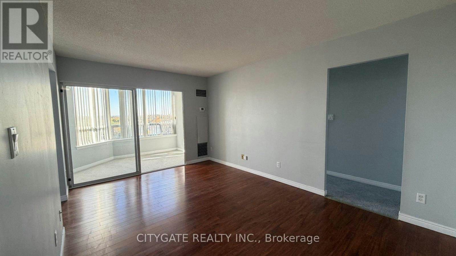 1111-135 Hillcrest Avenue, Mississauga, ON, L5B 4B1 - 6