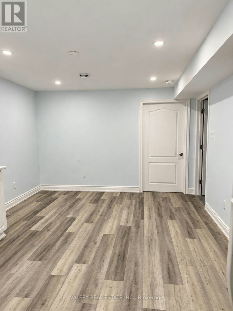 120 Royal Palm Drive, Brampton, ON, L6Z 1P7 - 3