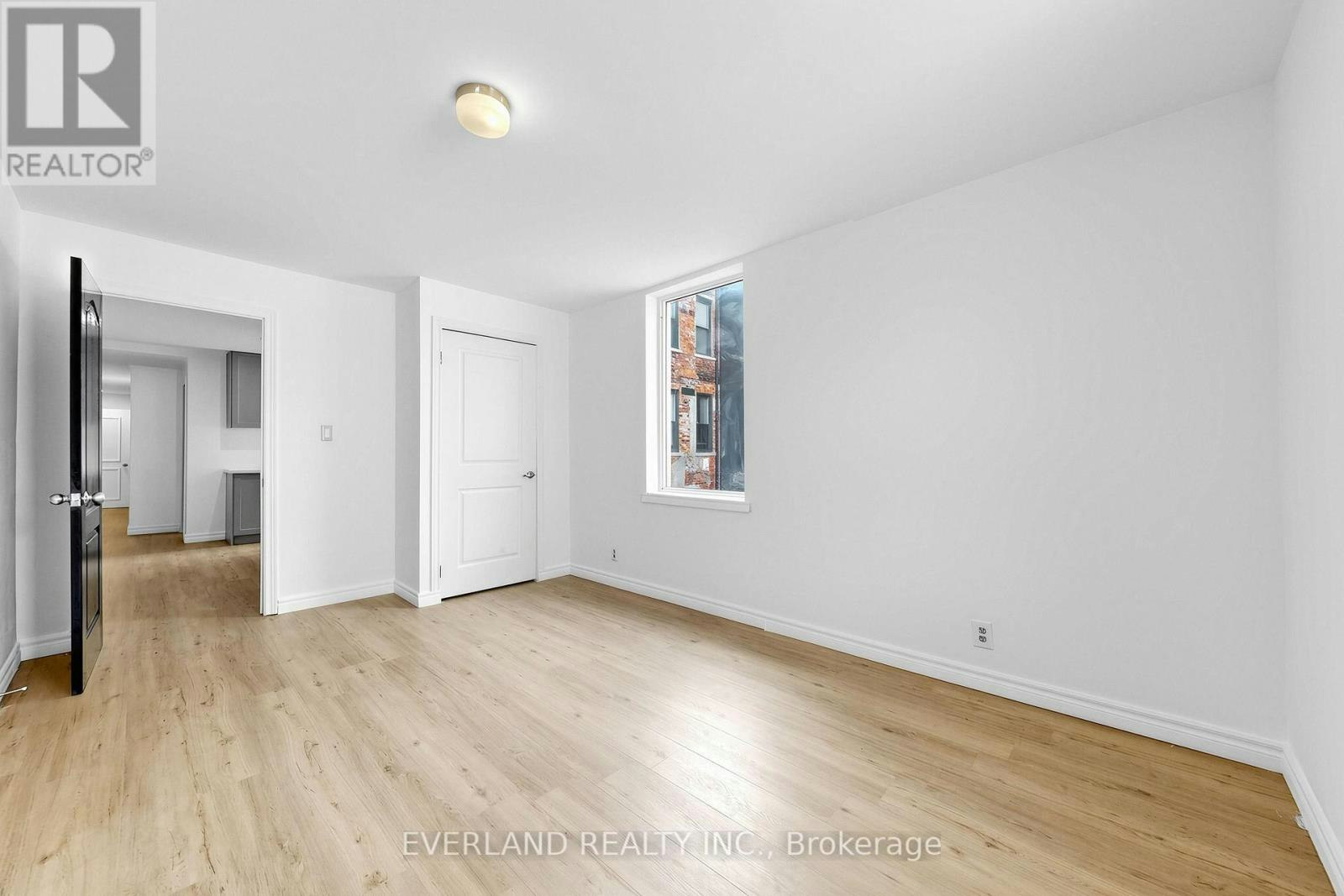 B-20 King Street E, Oshawa, ON, L1G 4Y5 - 4
