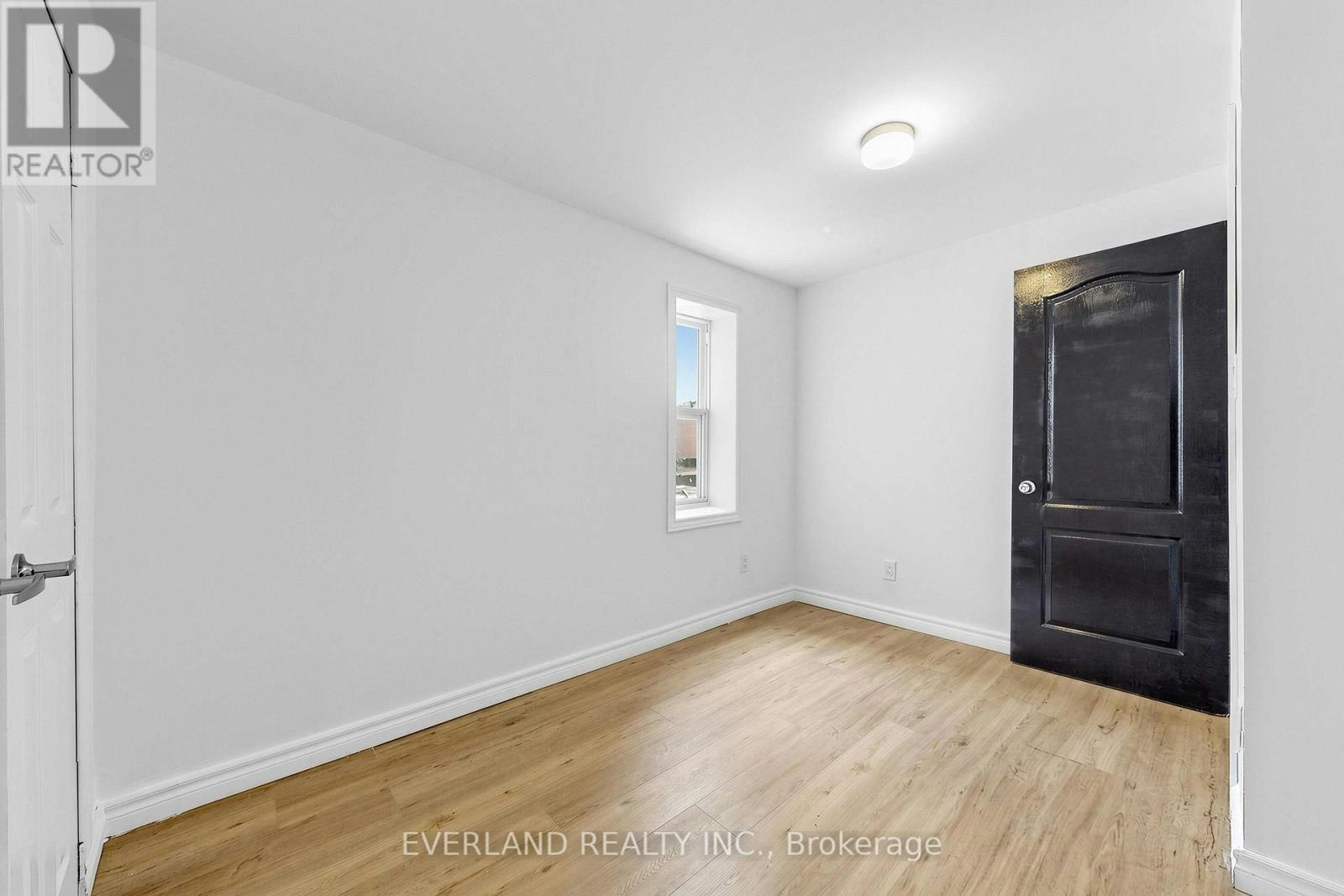 B-20 King Street E, Oshawa, ON, L1G 4Y5 - 6