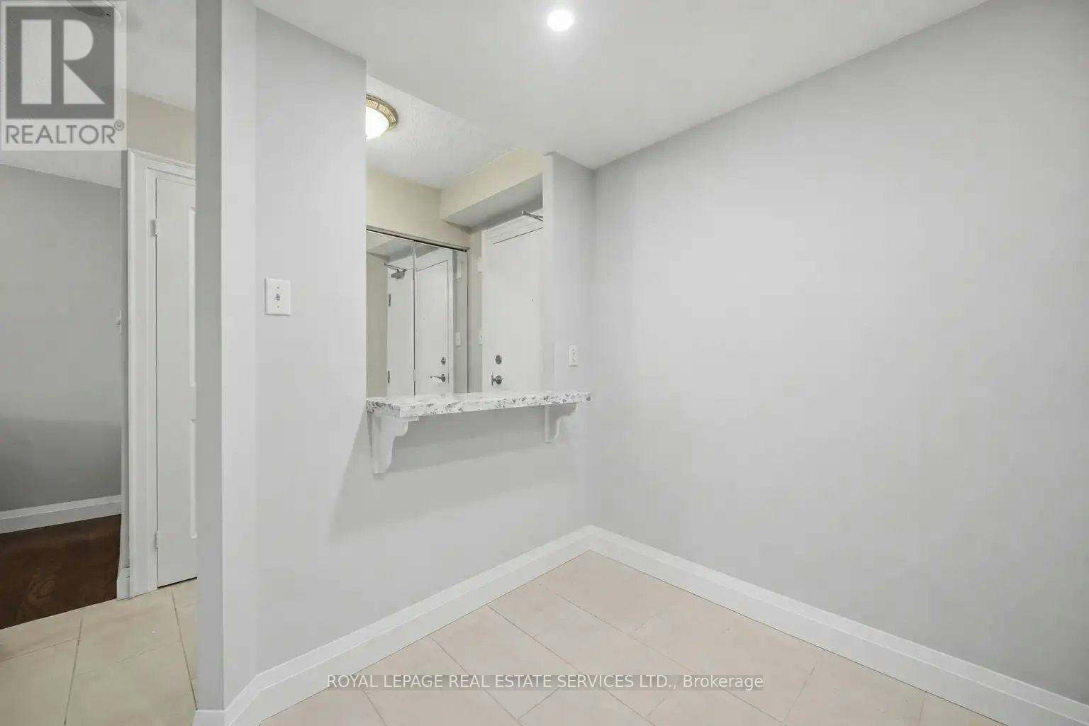 306-8 Lisa Street, Brampton, ON, L6T 4S6 - 9