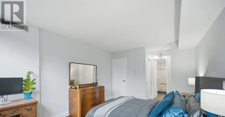 306-8 Lisa Street, Brampton, ON, L6T 4S6 - 23