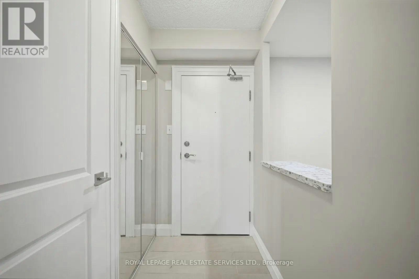306-8 Lisa Street, Brampton, ON, L6T 4S6 - 5