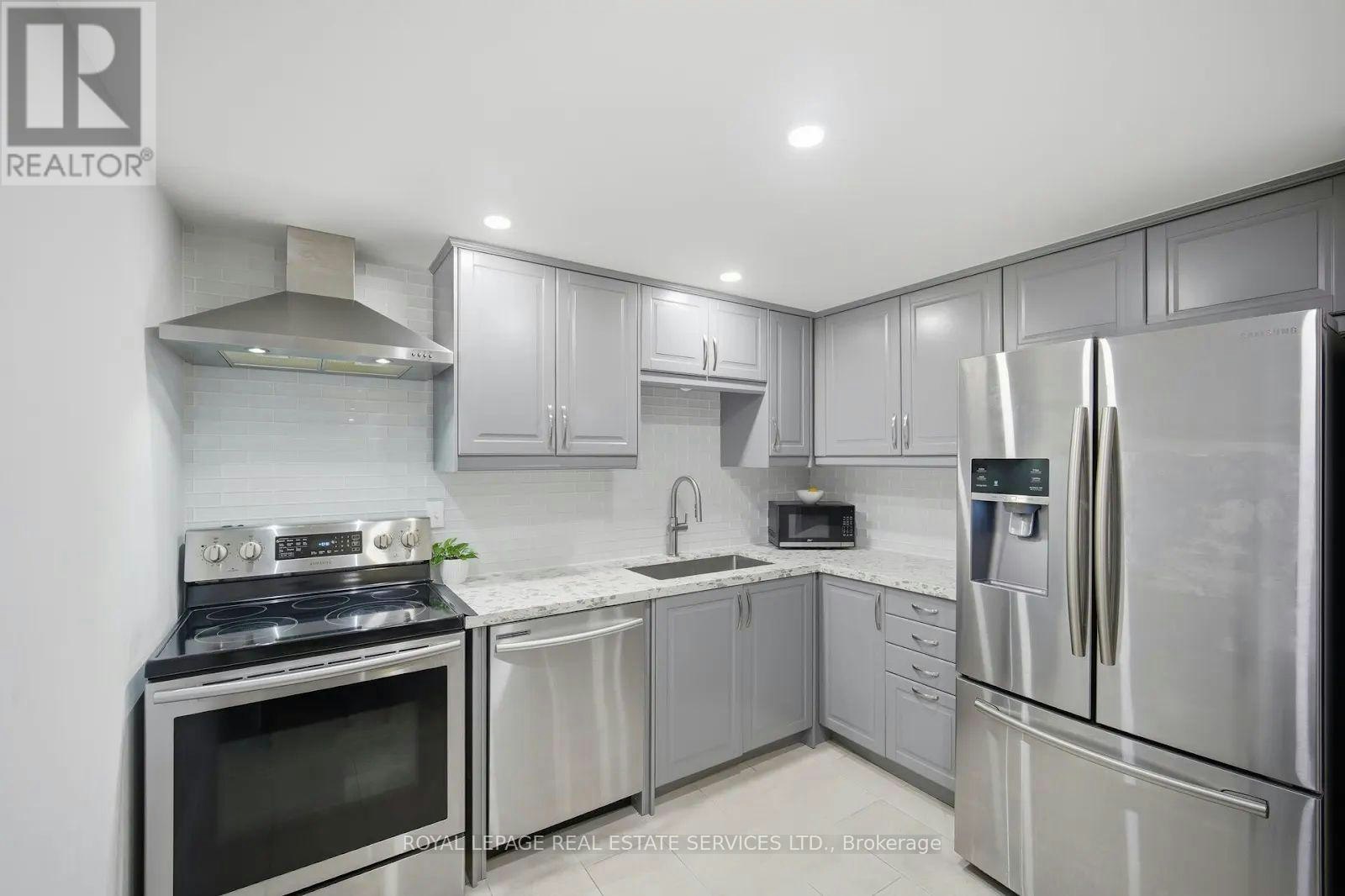 306-8 Lisa Street, Brampton, ON, L6T 4S6 - 7