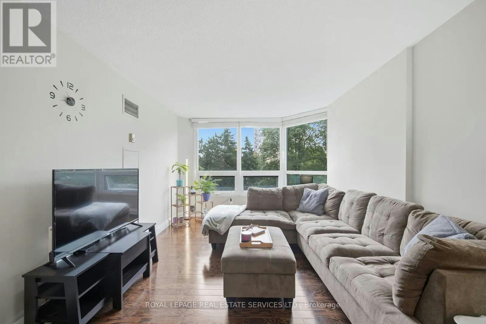 306-8 Lisa Street, Brampton, ON, L6T 4S6 - 14