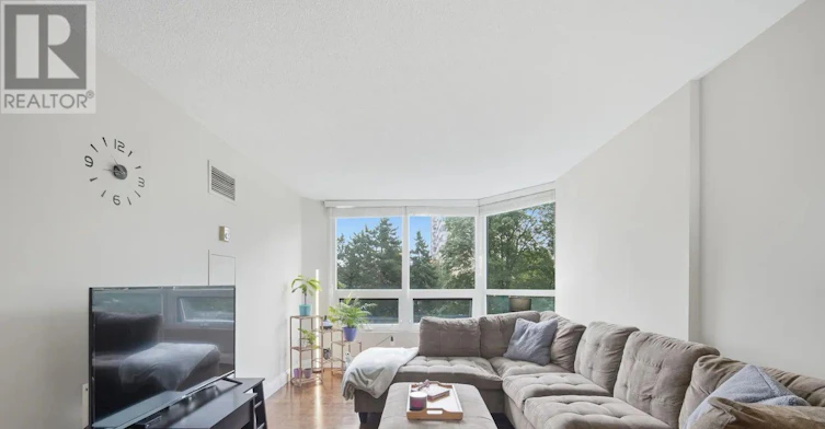 306-8 Lisa Street, Brampton, ON, L6T 4S6 - 14