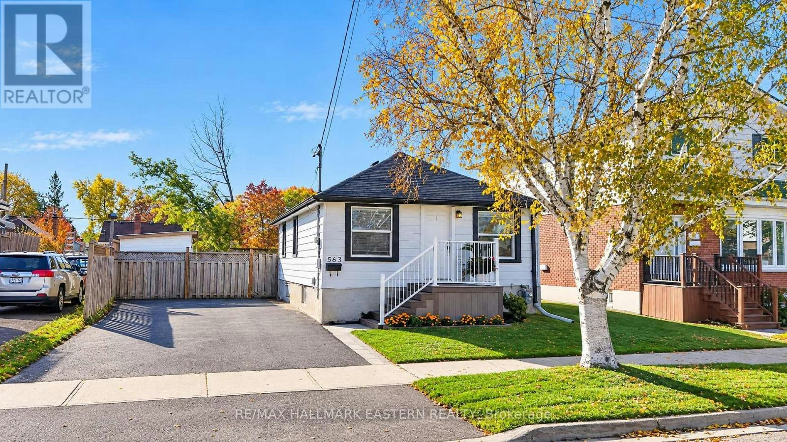 563 Howden Street, Peterborough, ON, K9J 4B4