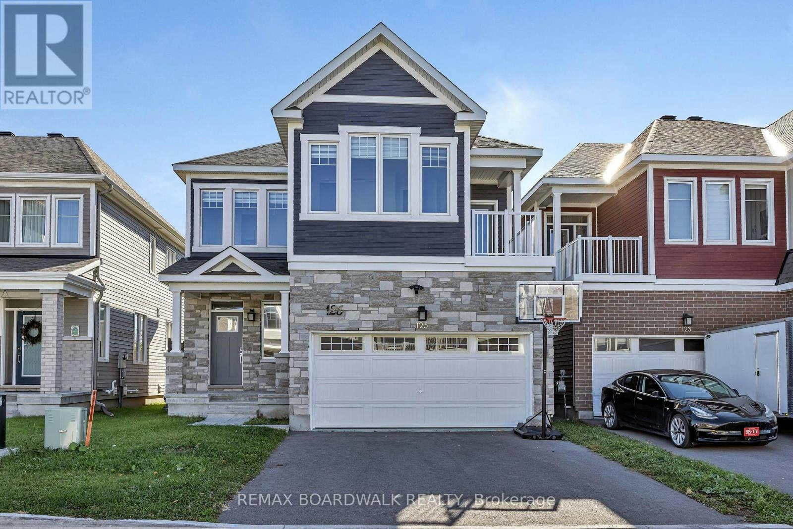 125 Hackamore Crescent, Ottawa, ON, K0A 2Z0