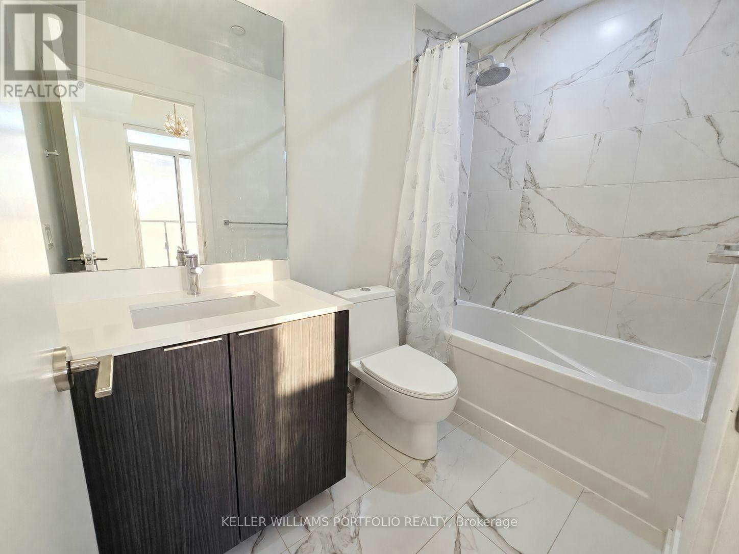 3408 Furnished 8 Olympic Garden Drive, Toronto, ON, M2M 0B9 - 24