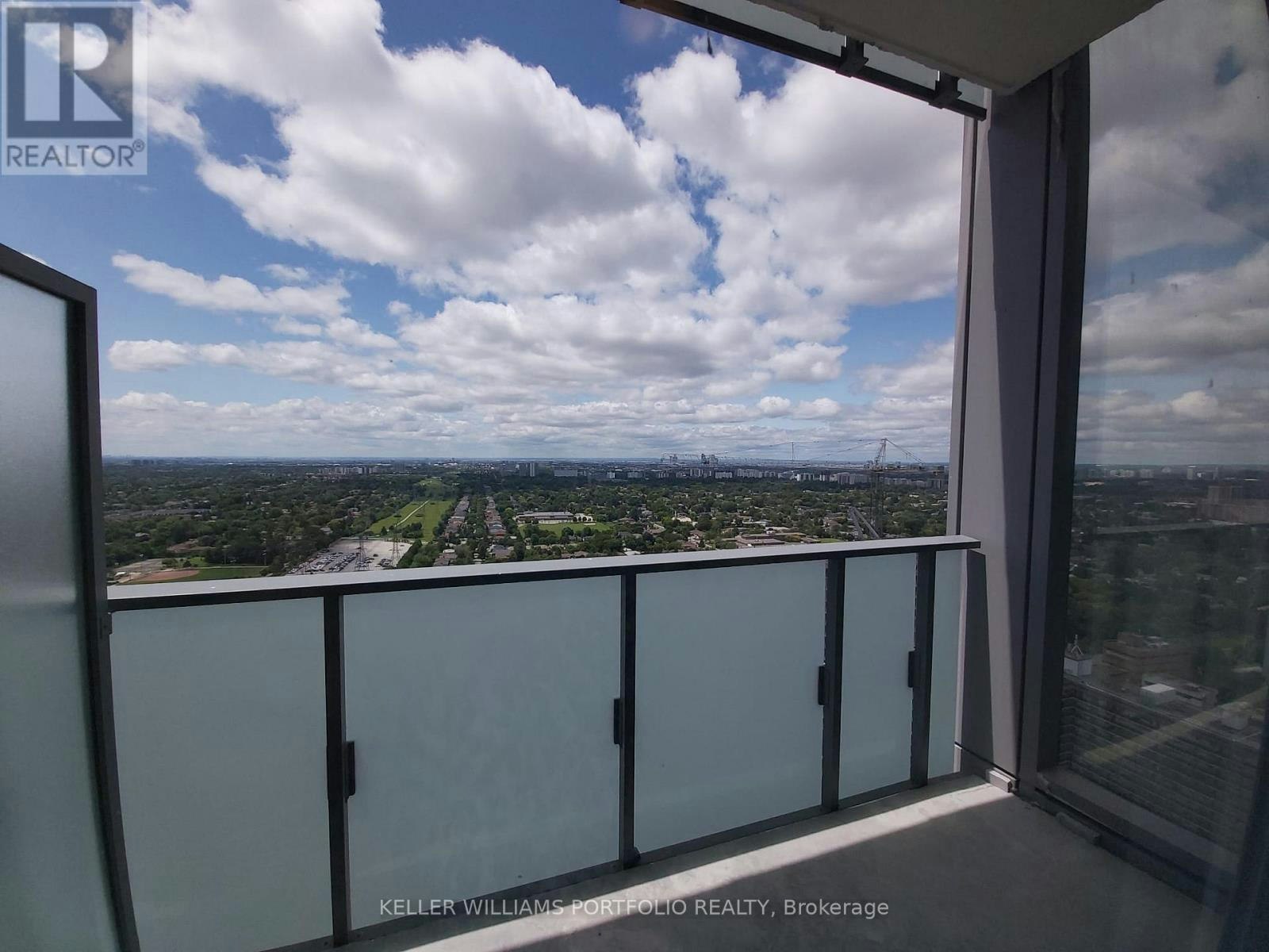 3408 Furnished 8 Olympic Garden Drive, Toronto, ON, M2M 0B9 - 22