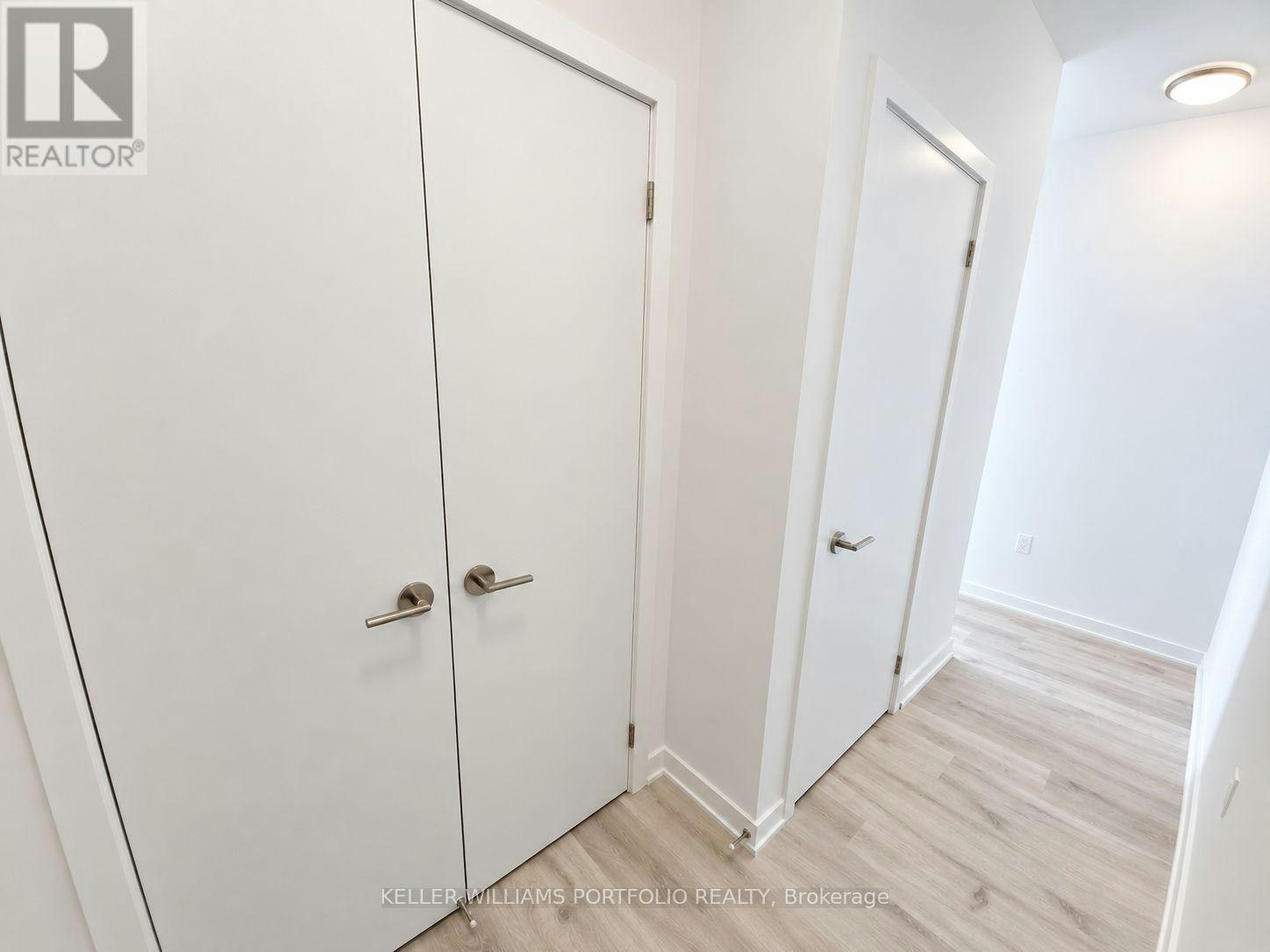 3408 Furnished 8 Olympic Garden Drive, Toronto, ON, M2M 0B9 - 2