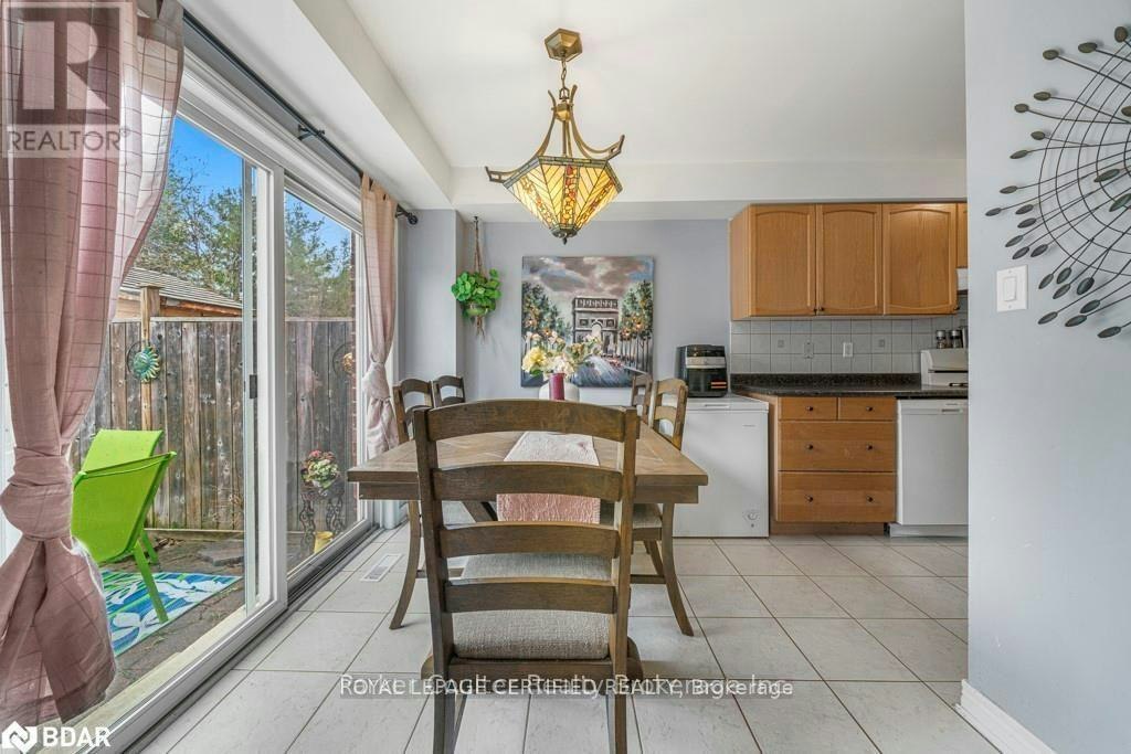 133 Thrushwood Drive, Barrie, ON, L4N 0Z1 - 10
