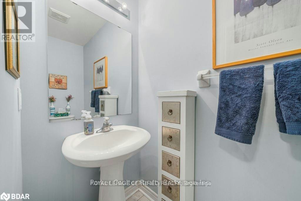 133 Thrushwood Drive, Barrie, ON, L4N 0Z1 - 12