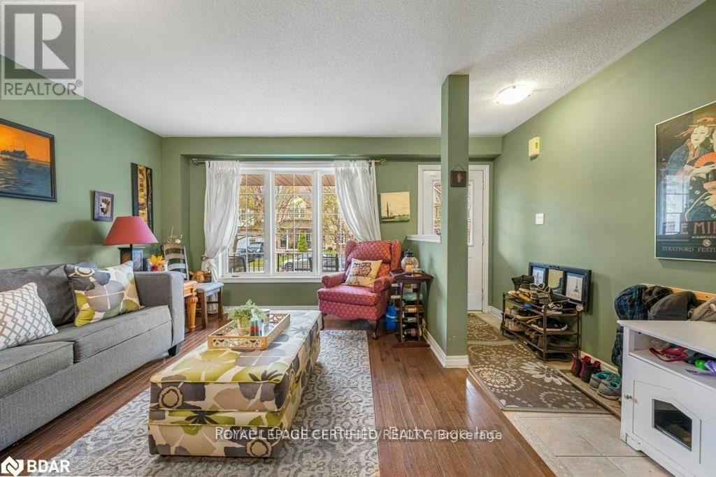 133 Thrushwood Drive, Barrie, ON, L4N 0Z1 - 7