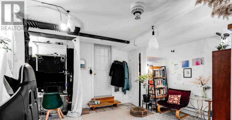 BASEMENT-11B Wanda Road, Toronto, ON, M6P 1C4 - 3