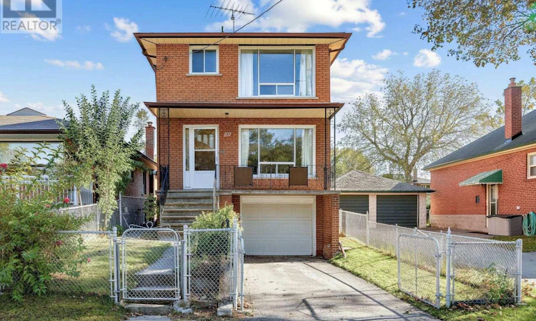 157 Hallmark Avenue