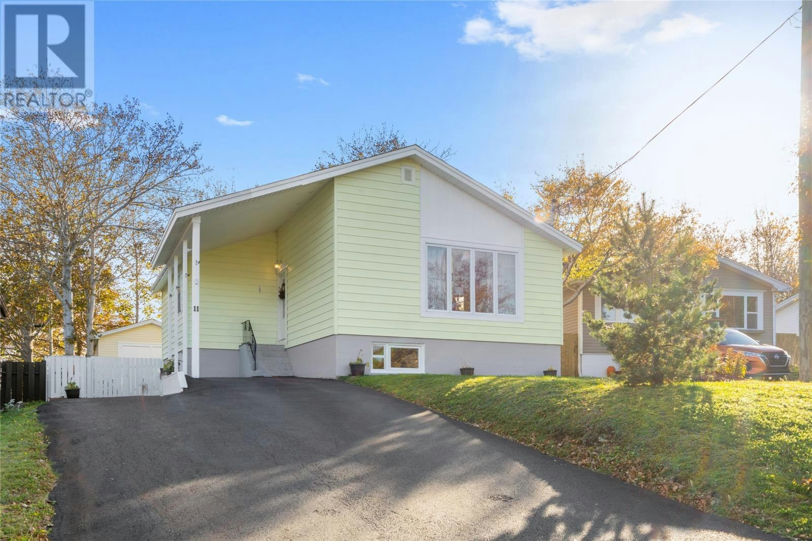 11 Valleyview Avenue, Mount Pearl, NL, A1N 1L6