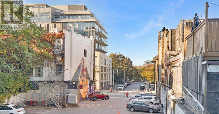 207-30 Baseball Place, Toronto, ON, M4M 0E8 - 27