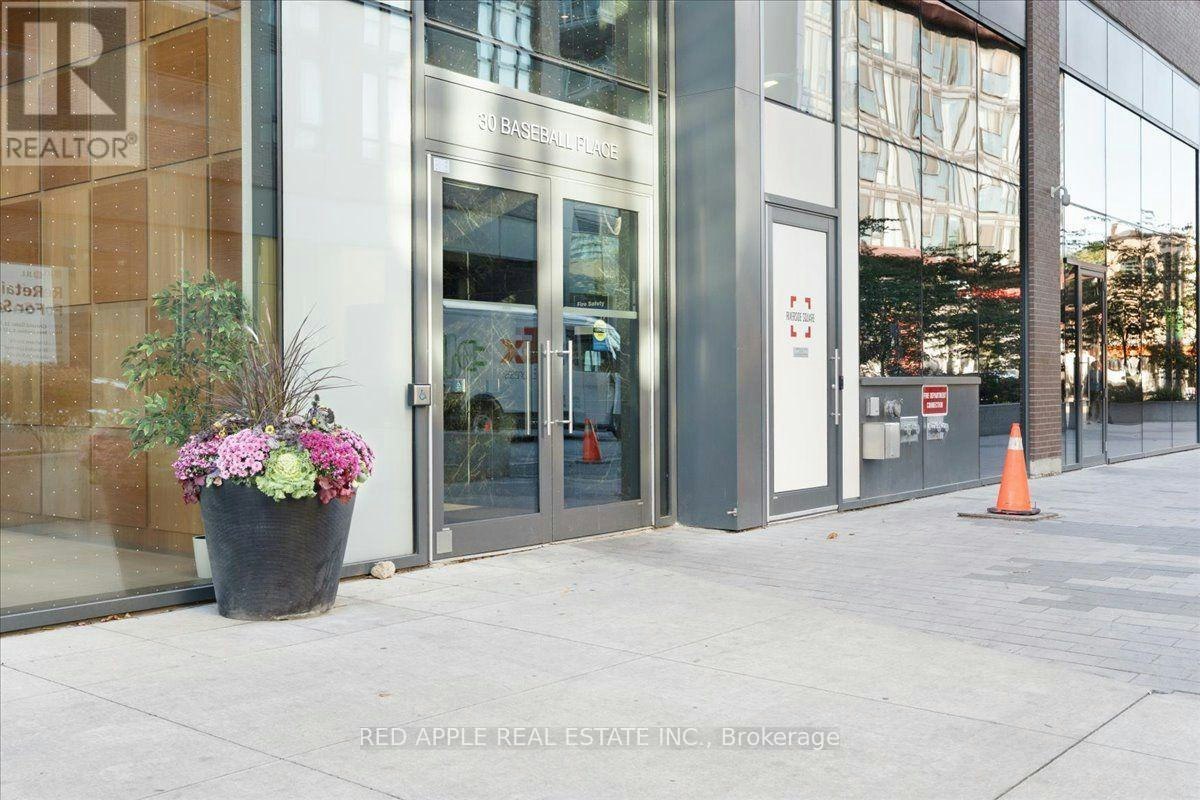 207-30 Baseball Place, Toronto, ON, M4M 0E8 - 3
